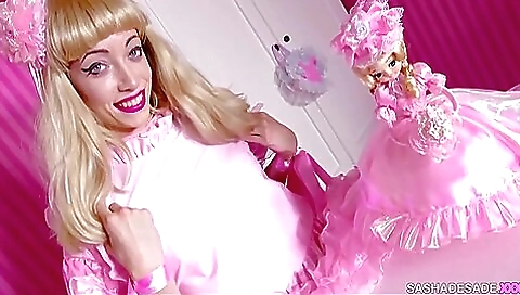 Blonde with a sexy ass and small tits in stockings