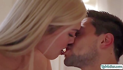 Daisy is on a tight ass from a tight anal creampie