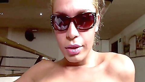 Blonde teen 18+ with curly hair goes bare and fucks