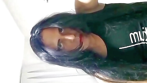 Hot brunette is on solo sex with herself on the bed