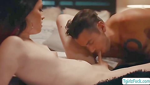 Brunette with natural boobs gives a deep anal for a cumshot